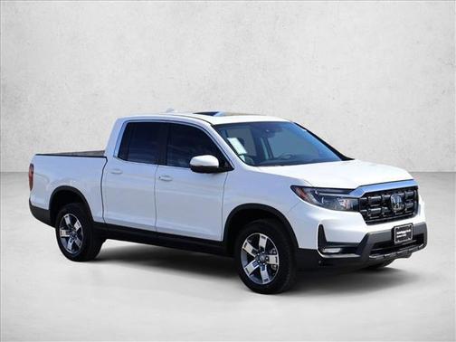 Platinum White Pearl 2026 Honda Ridgeline RTL