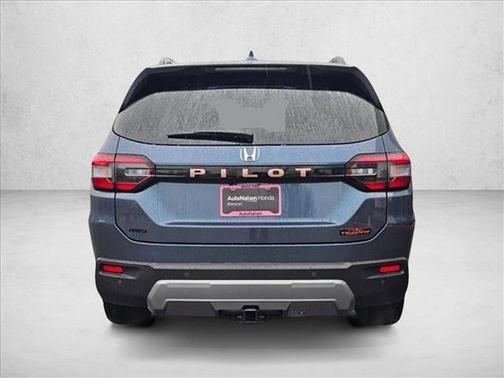 Smoke Blue Pearl 2026 Honda Pilot TrailSport