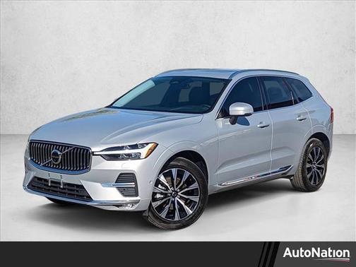 2023 Volvo XC60 B5 Plus Bright Theme