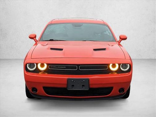 2017 Dodge Challenger SXT