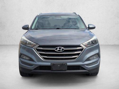 Coliseum Grey 2016 Hyundai TUCSON SE