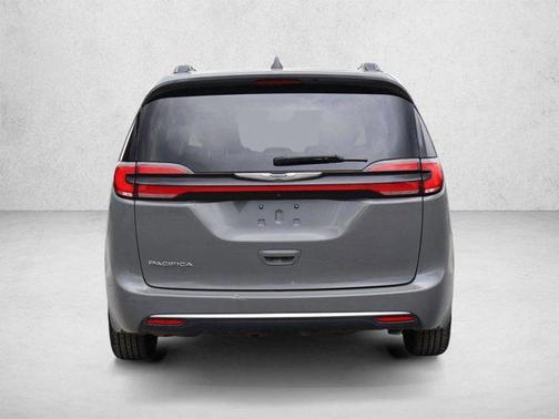 Ceramic Gray Clearcoat 2022 Chrysler Pacifica Touring L