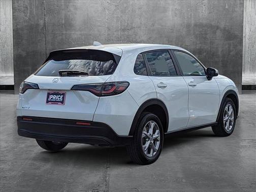 2025 Honda HR-V LX