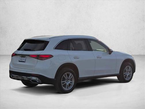 2025 Mercedes-Benz GLC 300 4MATIC