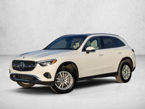 White 2025 Mercedes-Benz GLC 300 4MATIC