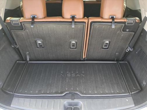 2022 Nissan Pathfinder Platinum 4WD