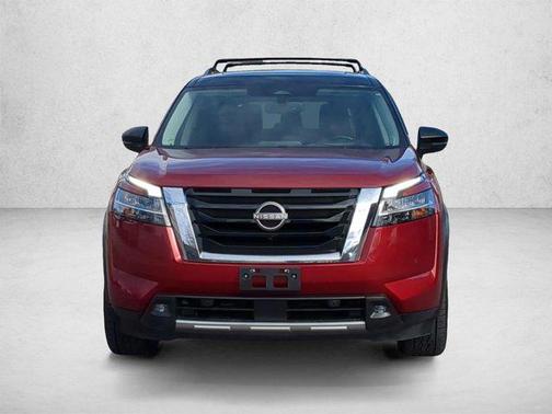 Scarlet Ember Tintcoat/Super Black 2022 Nissan Pathfinder Platinum 4WD