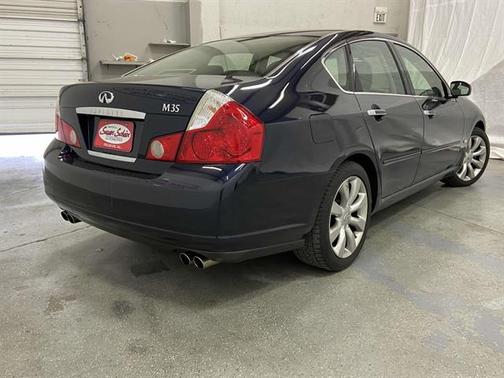 2006 INFINITI M35 Base