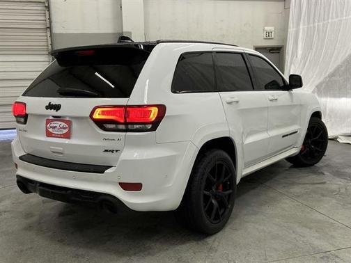 2020 Jeep Grand Cherokee SRT