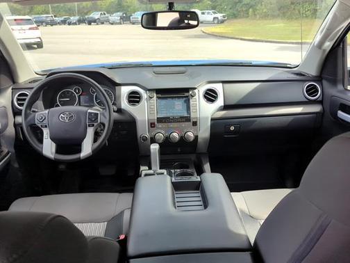 2016 Toyota Tundra SR5