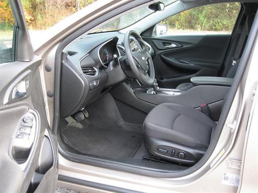 2025 Chevrolet Malibu FWD 1LT