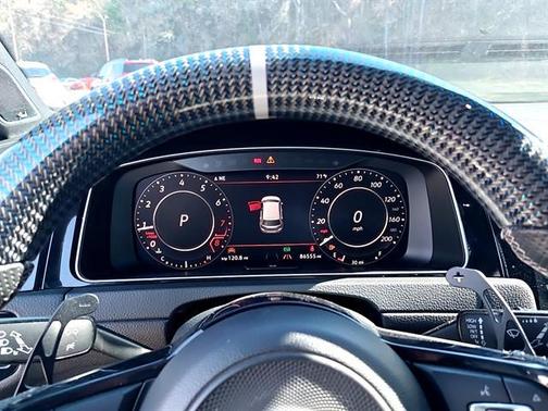 2019 Volkswagen Golf R 2.0T DSG