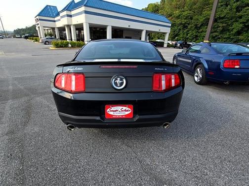 2011 Ford Mustang V6