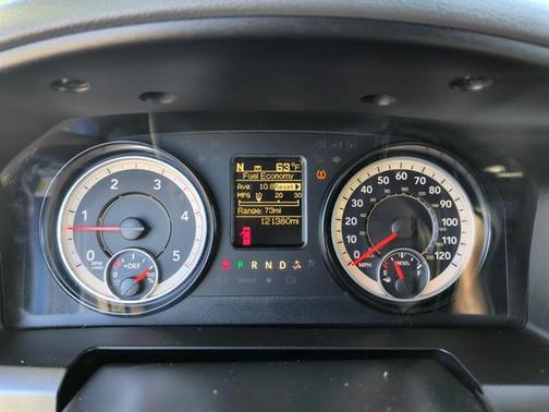 2017 RAM 2500 Big Horn Crew Cab 4x4 6'4' Box