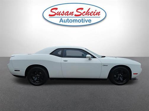 2011 Dodge Challenger Base
