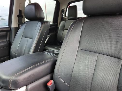 2017 Nissan Titan XD SL