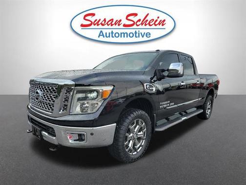 2017 Nissan Titan XD SL