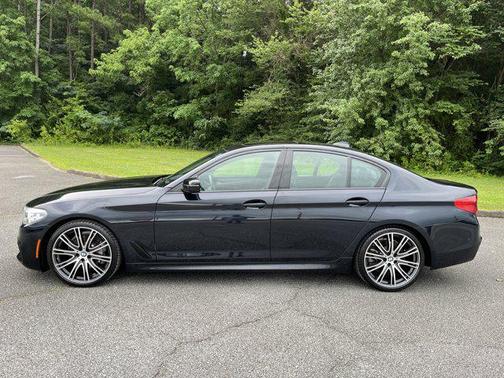 2019 BMW 540 540i