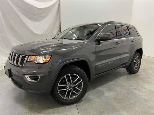 2020 Jeep Grand Cherokee Laredo