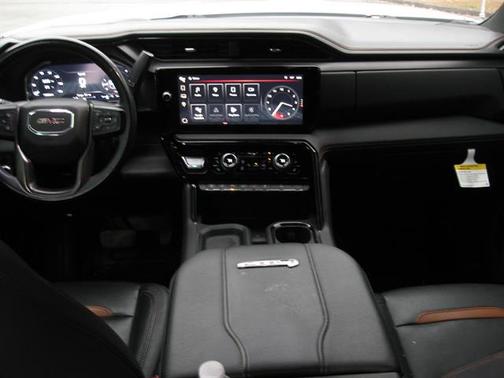 2024 GMC Sierra 2500 AT4