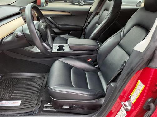 2022 Tesla Model 3 Standard Range