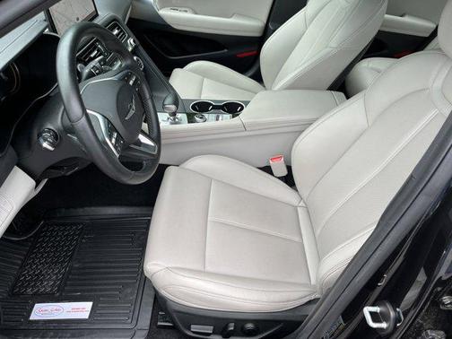 2023 Genesis G70 2.0T AWD