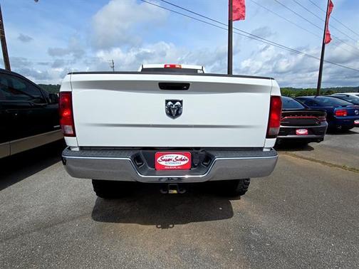 2017 RAM 2500 Tradesman Regular Cab 4x4 8' Box