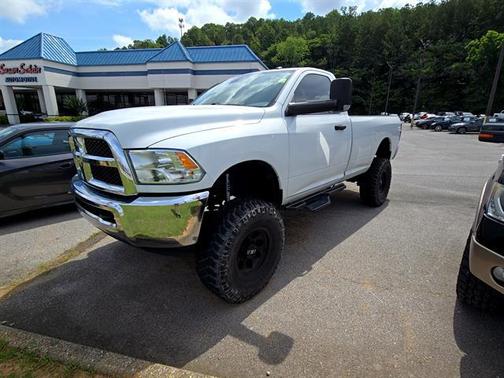 2017 RAM 2500 Tradesman Regular Cab 4x4 8' Box