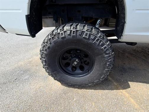 2017 RAM 2500 Tradesman Regular Cab 4x4 8' Box