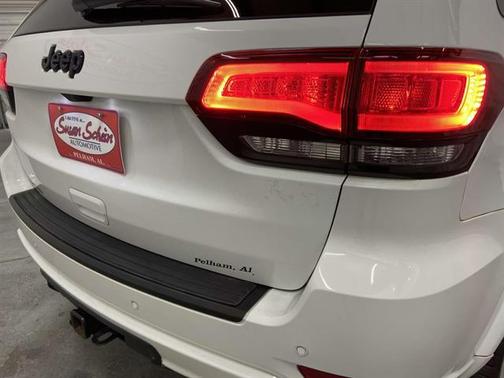 2018 Jeep Grand Cherokee Laredo E
