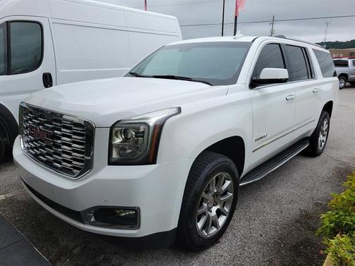 Summit White 2020 GMC Yukon XL Denali