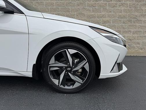 2023 Hyundai ELANTRA HEV Limited