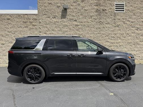 2024 Kia Carnival SX Prestige