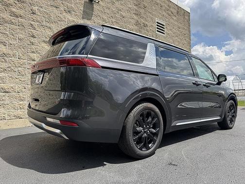 2024 Kia Carnival SX Prestige