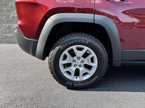 2019 Jeep Cherokee Trailhawk