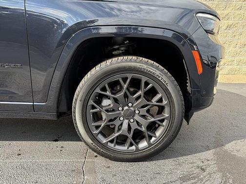 2024 Jeep Grand Cherokee Summit
