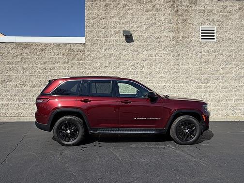 2024 Jeep Grand Cherokee Laredo X