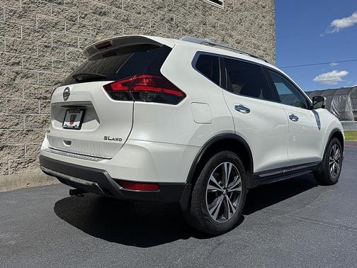 2017 Nissan Rogue SL