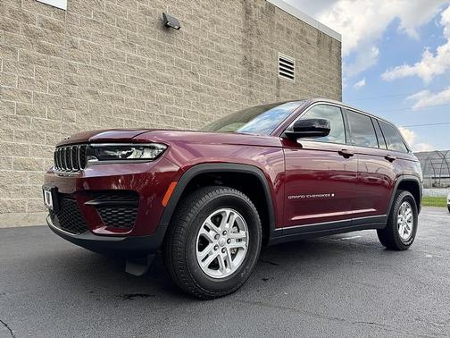 2023 Jeep Grand Cherokee Laredo