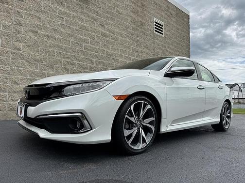 2019 Honda Civic Touring