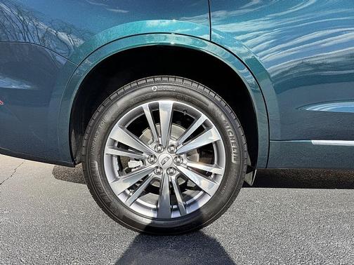 2024 Cadillac XT6 Premium Luxury AWD