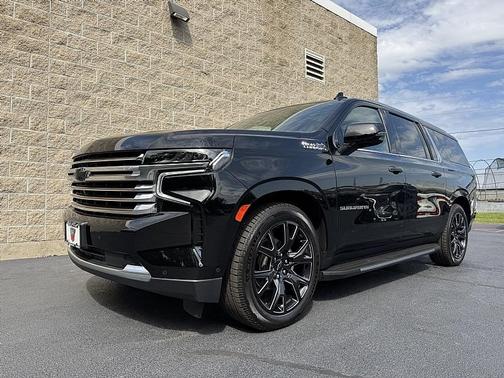 2023 Chevrolet Suburban High Country