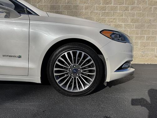 2018 Ford Fusion Hybrid Titanium