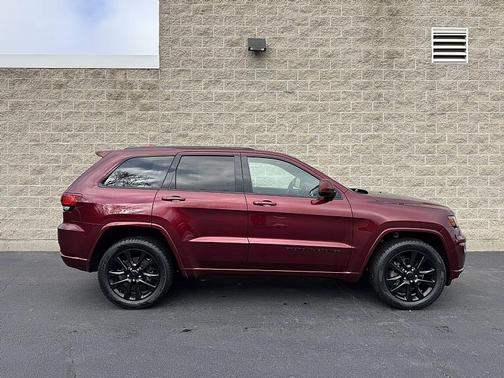 2018 Jeep Grand Cherokee Altitude