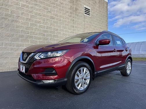 2022 Nissan Rogue Sport SV