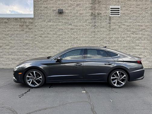 2022 Hyundai SONATA SEL Plus