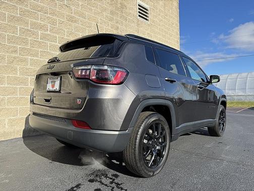 2023 Jeep Compass Altitude