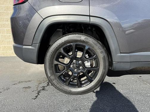 2023 Jeep Compass Altitude