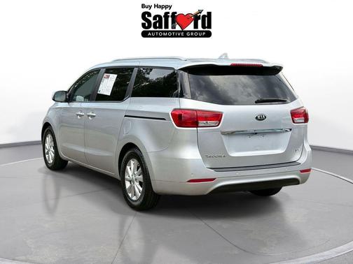 Bright Silver Metallic 2016 Kia Sedona LX