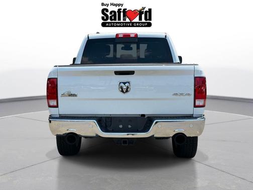 Bright White Clearcoat 2019 RAM 1500 Classic Big Horn